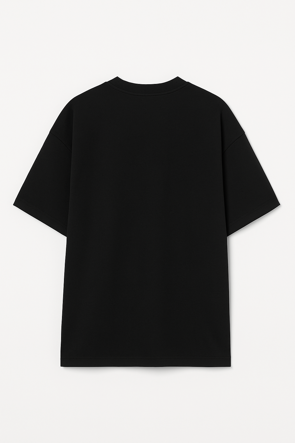 OVERSIZE T IN BLACK