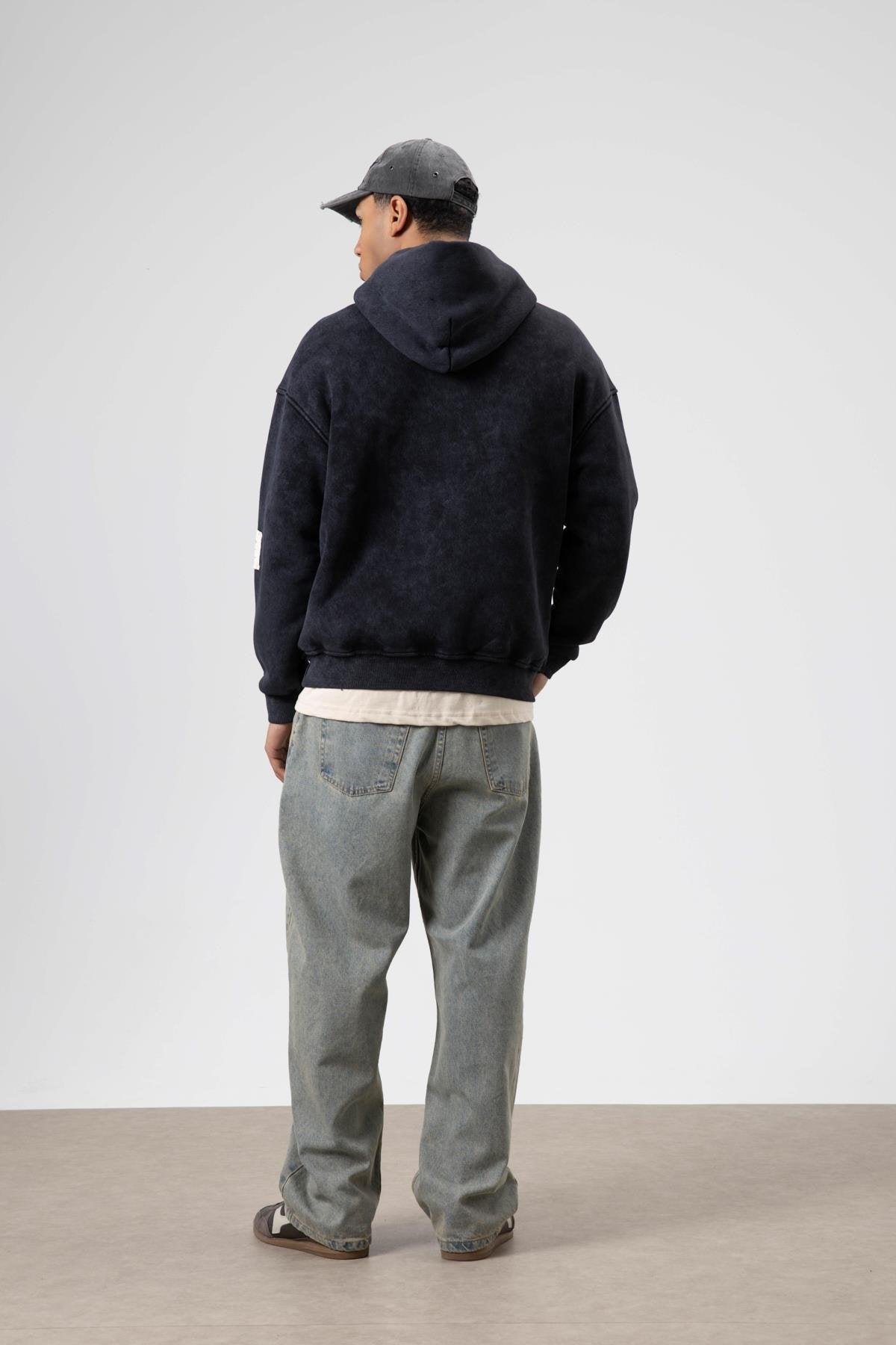 MERCI SWEAT-SHIRT IN BLACK