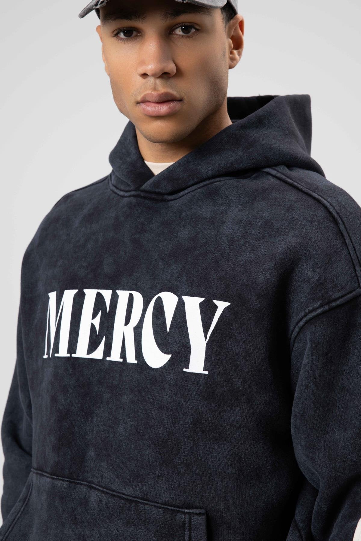 MERCI SWEAT-SHIRT IN BLACK