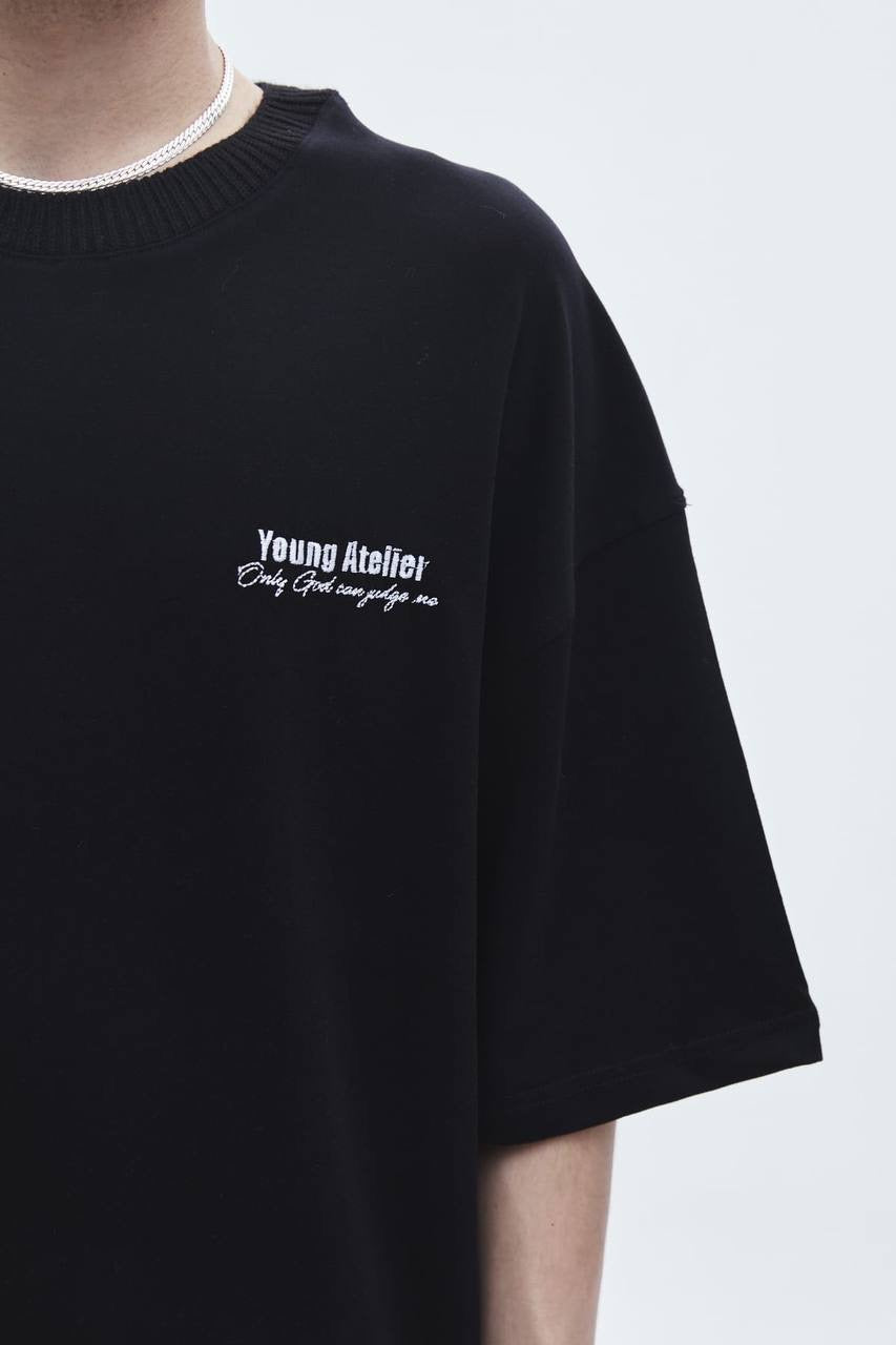 YOUNG ATELIER T SHIRT IN BLACK